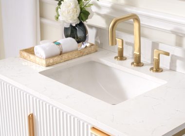 Quartz vs. Marble | Which is the Perfect Countertop for Your Bath Vanity?