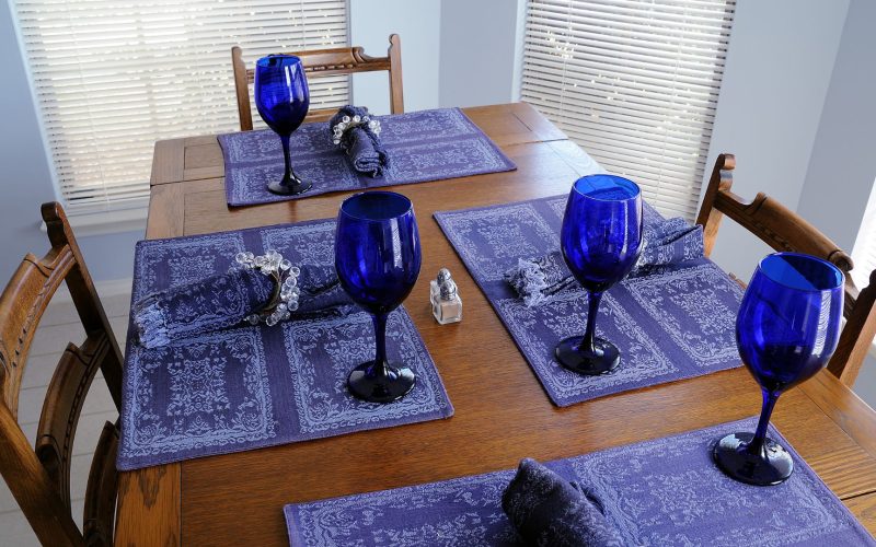 Fabric Placemats to Set a Beautiful Table