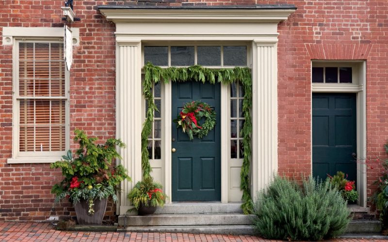 Front Porch Decor Ideas to Grace Your Home