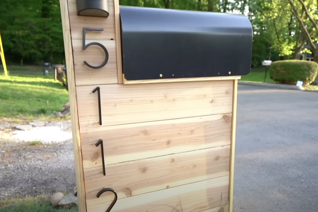 Modern Cedar Mailbox