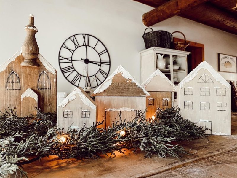 29 Creative DIY Christmas Village Display Ideas - Northern Feeling