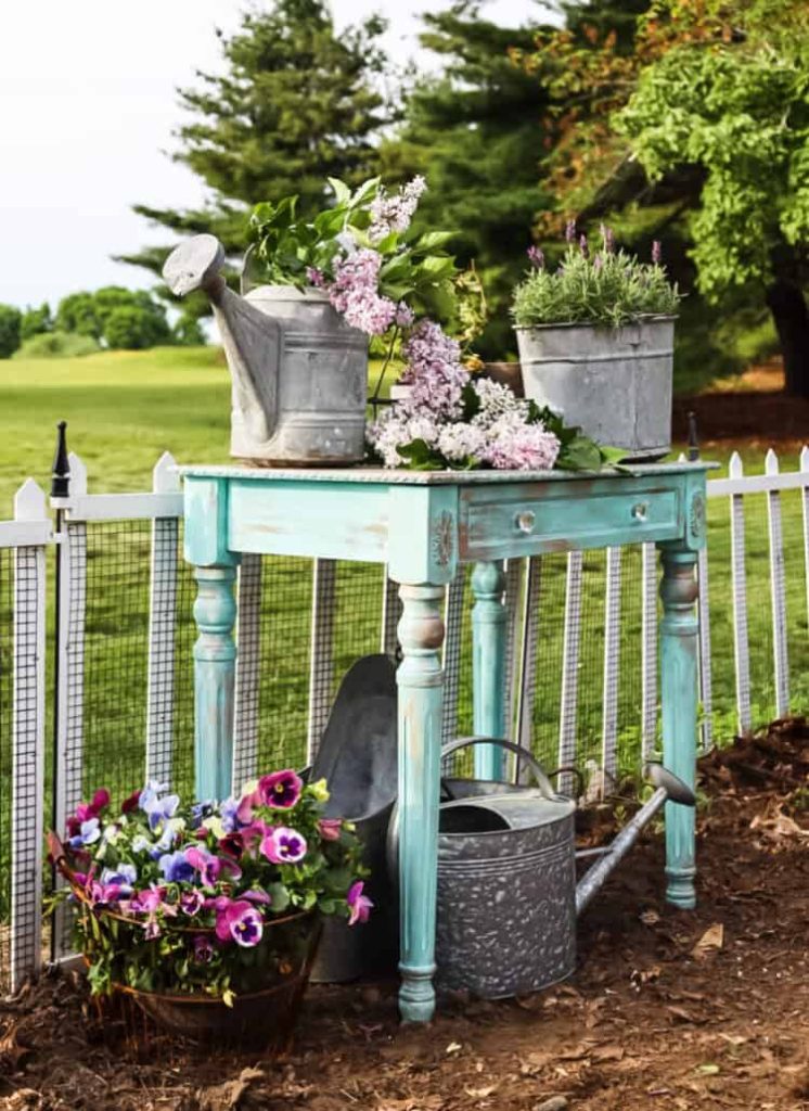 Upcycled DIY Potting Bench