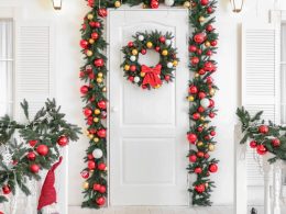 Easy and Festive DIY Christmas Porch Decorations