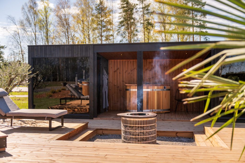 Outdoor Saunas for Wellness