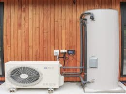 6 Expert Benefits of Installing a Solar Hot Water System