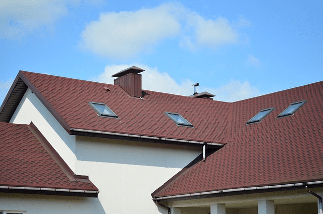 6 Reasons Your Roofer Wants You to Restore Your Roof Before Summer