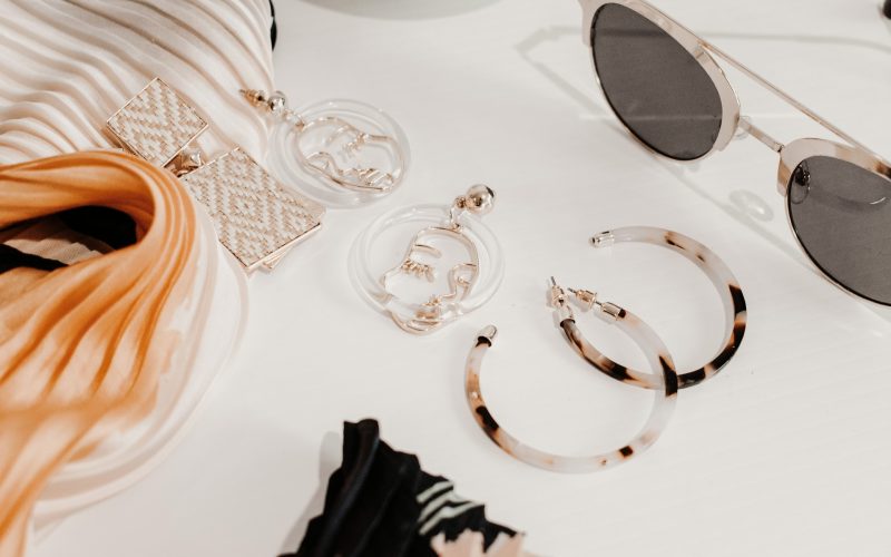 Everyday Accessories — Small Design Tweaks That Change Comfort Completely